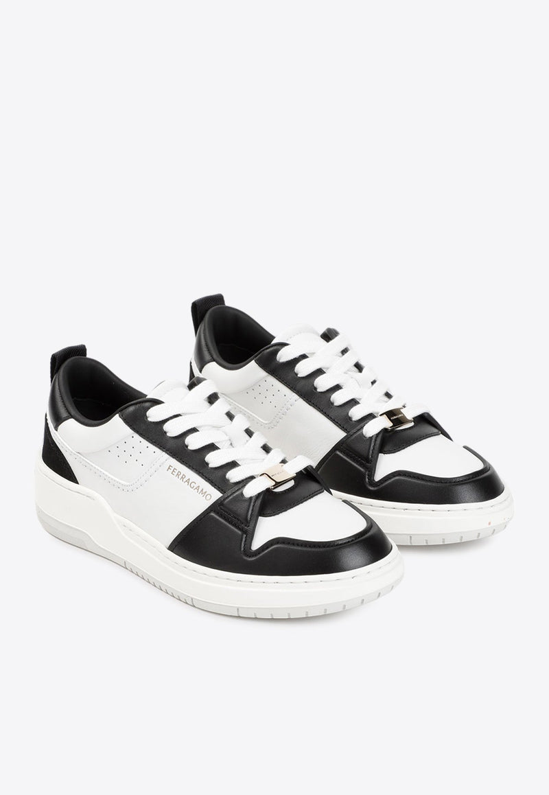 Dennis Low-Top Sneakers