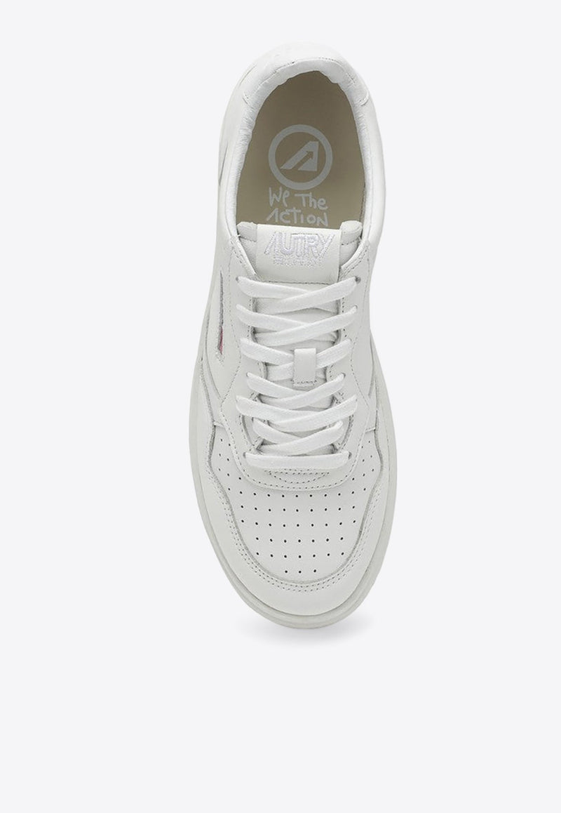 Medalist Low-Top Sneakers